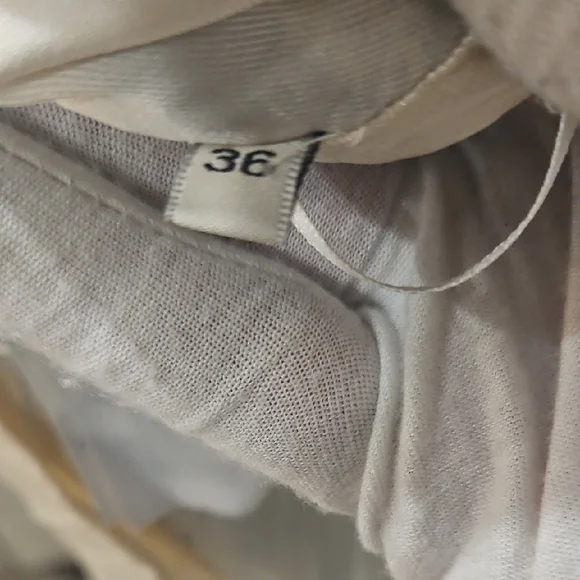 Gucci Cream & Navy Monogram Lace-Front Dress Coat with Red Trim - Picture 8 of 9